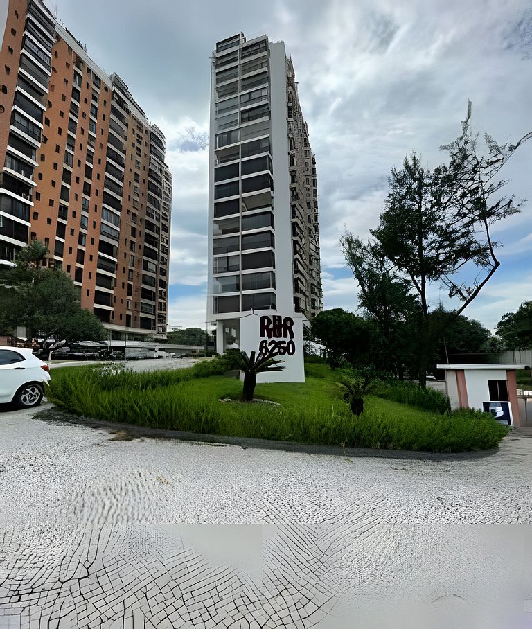 Vista espetacular frente ao mar 3 suítes, garagem