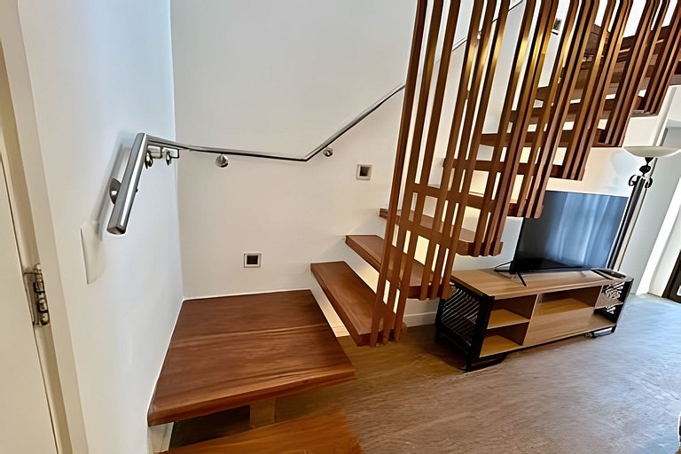 Apartamento duplex com vista privilegiada, piscina, vaga de