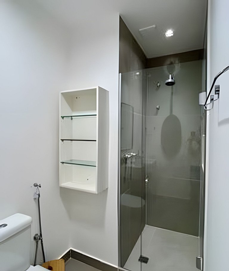 Apartamento duplex com vista privilegiada, piscina, vaga de