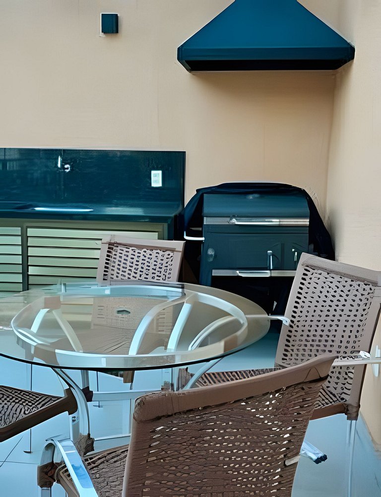 Apartamento duplex com vista privilegiada, piscina, vaga de