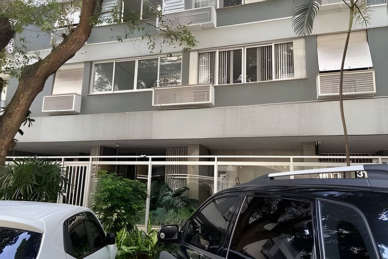 Apartamento 2 quartos, garagem e portaria 24 horas