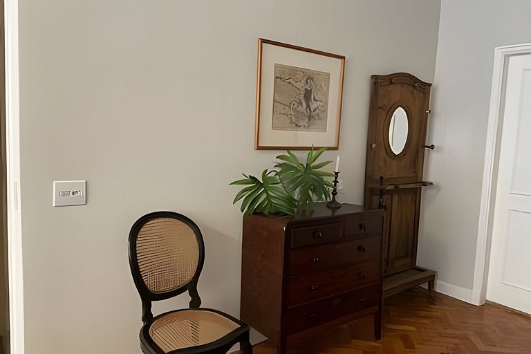 Apartamento 2 quartos, garagem e portaria 24 horas