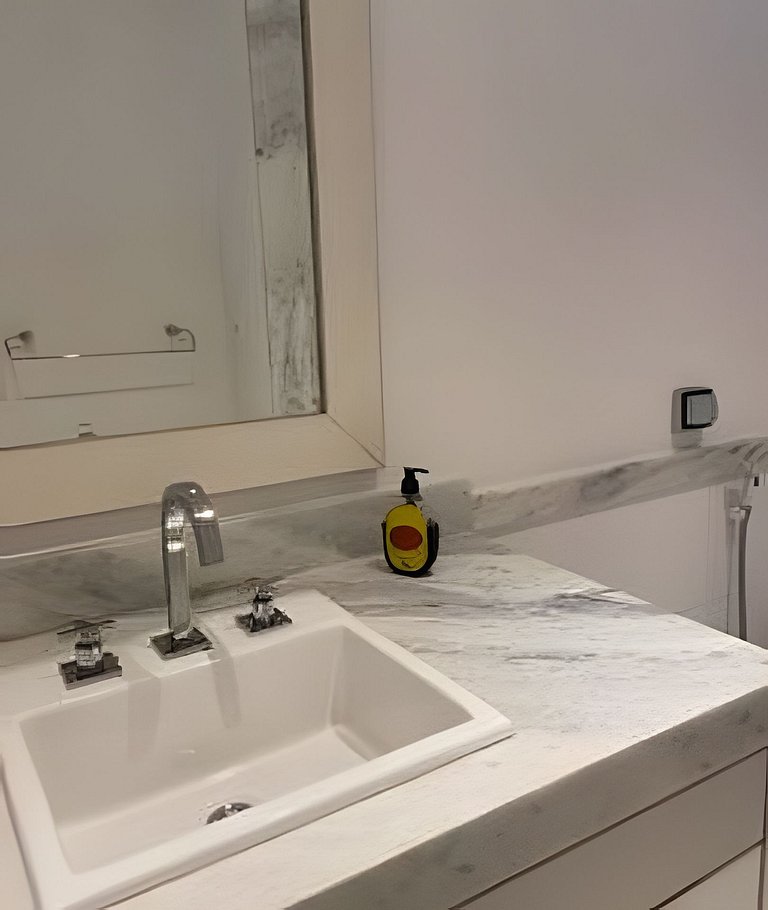Apartamento 2 quartos, garagem e portaria 24 horas