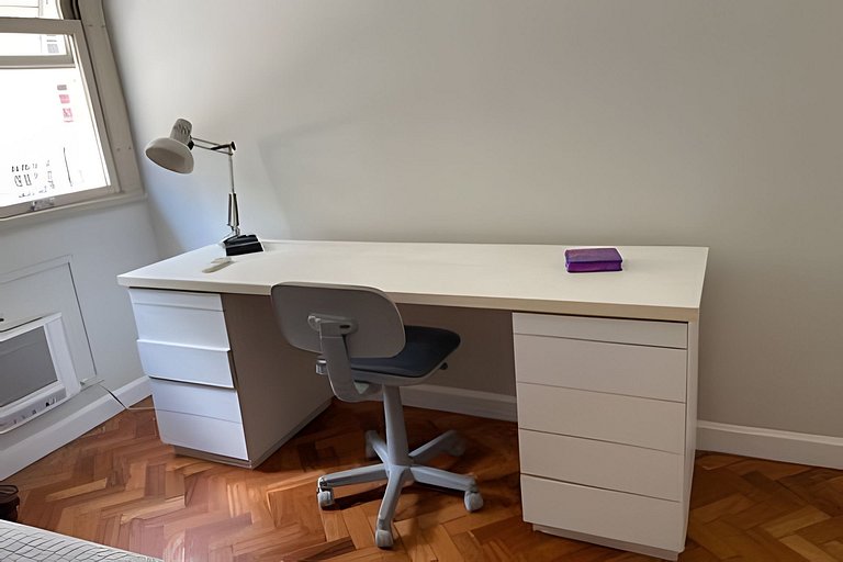 Apartamento 2 quartos, garagem e portaria 24 horas