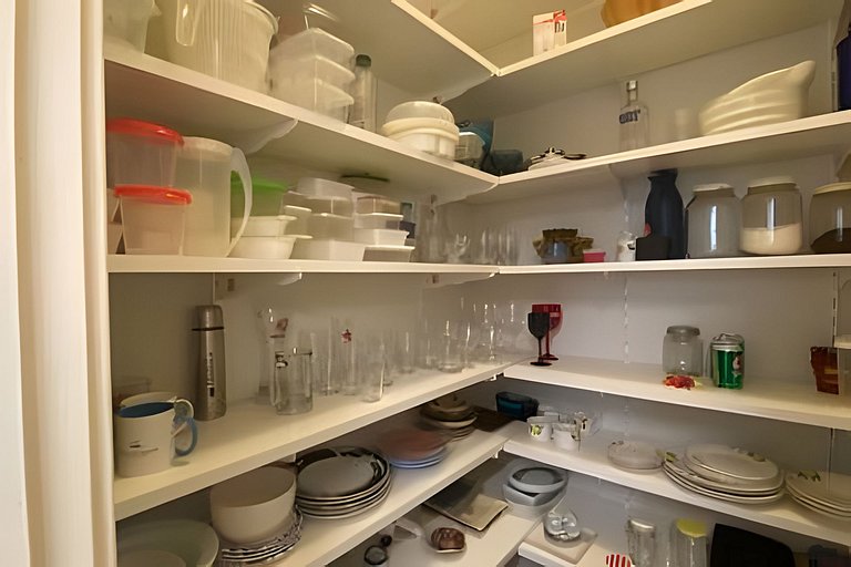 Apartamento 2 quartos, garagem e portaria 24 horas