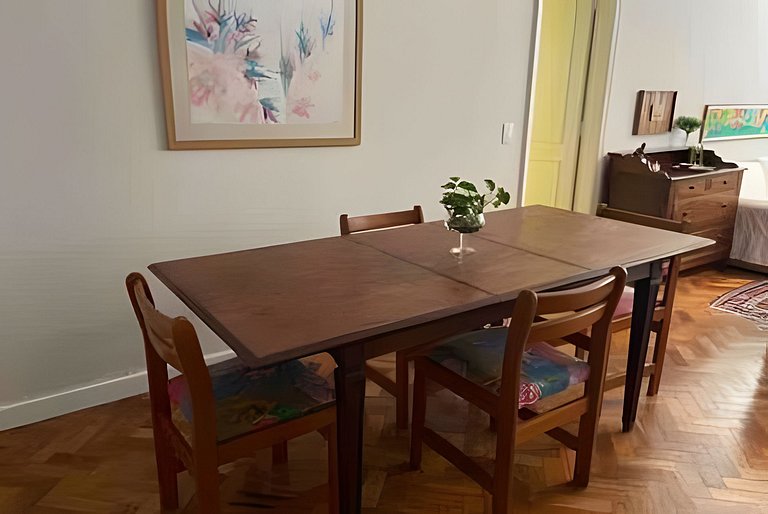 Apartamento 2 quartos, garagem e portaria 24 horas