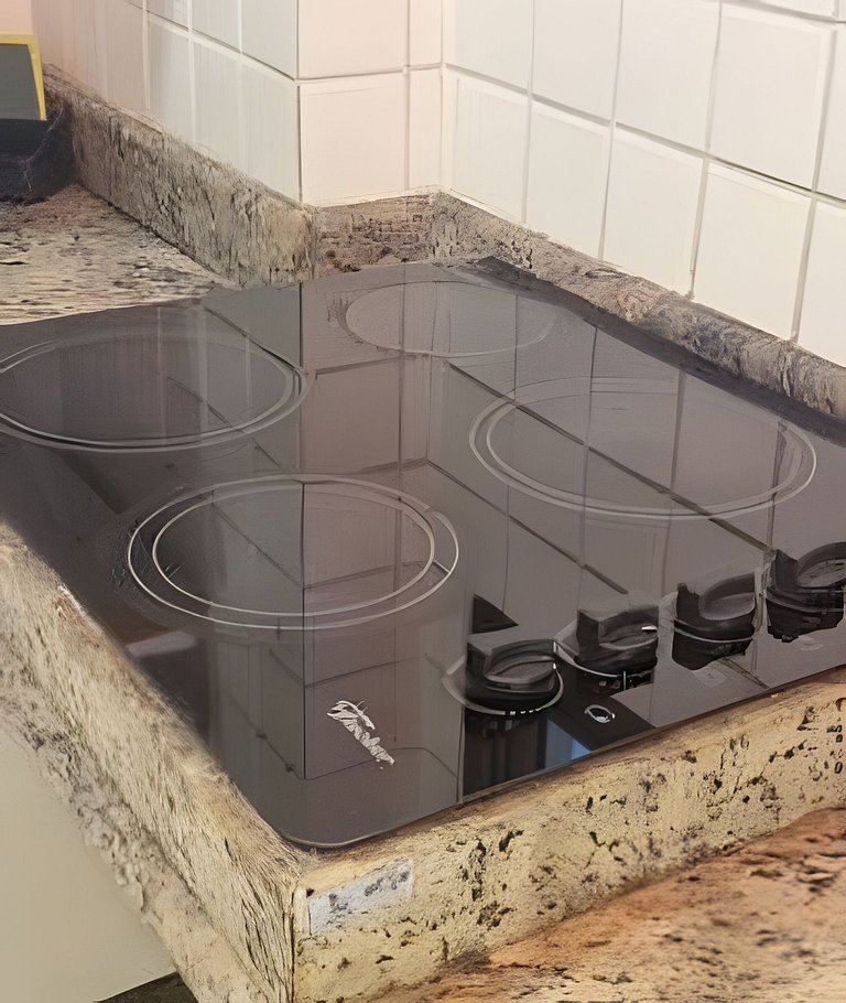 Cobertura Arpoador com piscina, garagem, serviços e seguranç