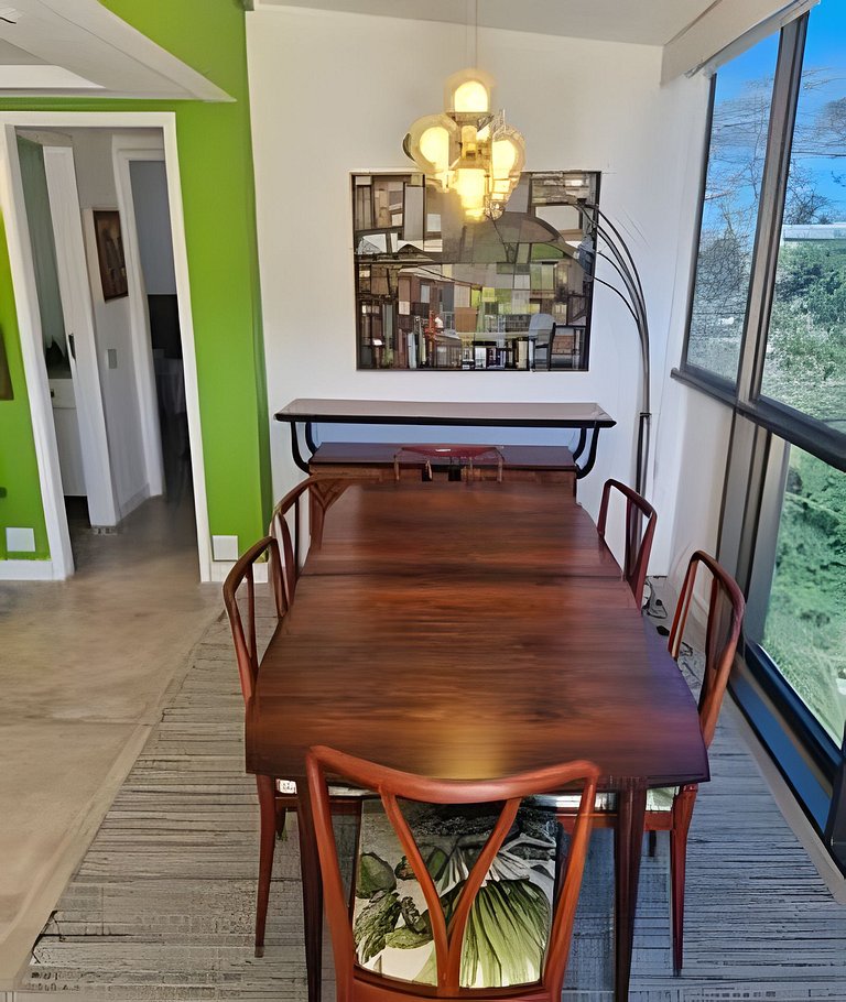 Cobertura Arpoador com piscina, garagem, serviços e seguranç