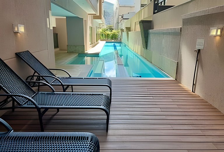 Praticidade e conforto com piscina, sauna e segurança 24 hor
