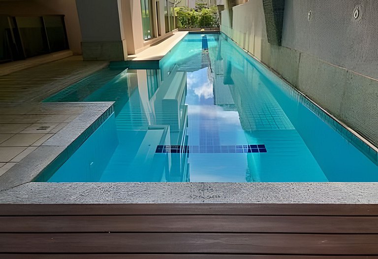 Praticidade e conforto com piscina, sauna e segurança 24 hor
