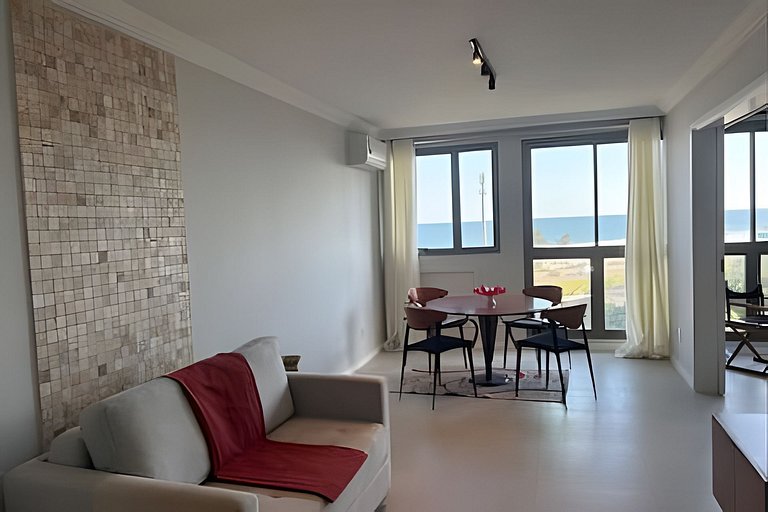 Pé na Praia, Conforto, Vista Mar e Lazer Completo