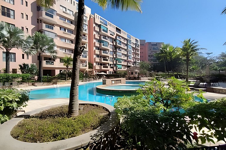 Pé na Praia, Conforto, Vista Mar e Lazer Completo